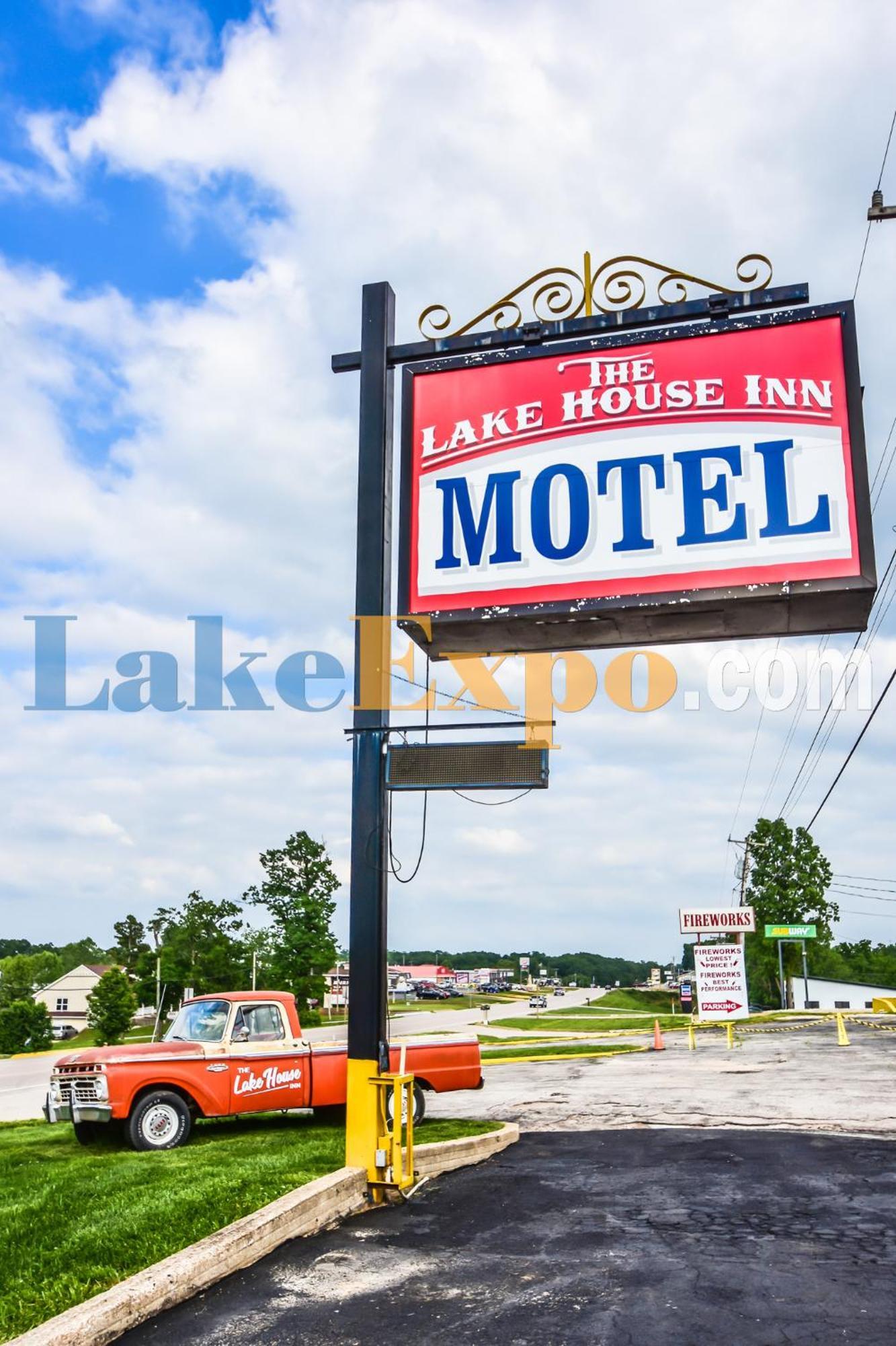 The Lake House Inn Laurie Экстерьер фото