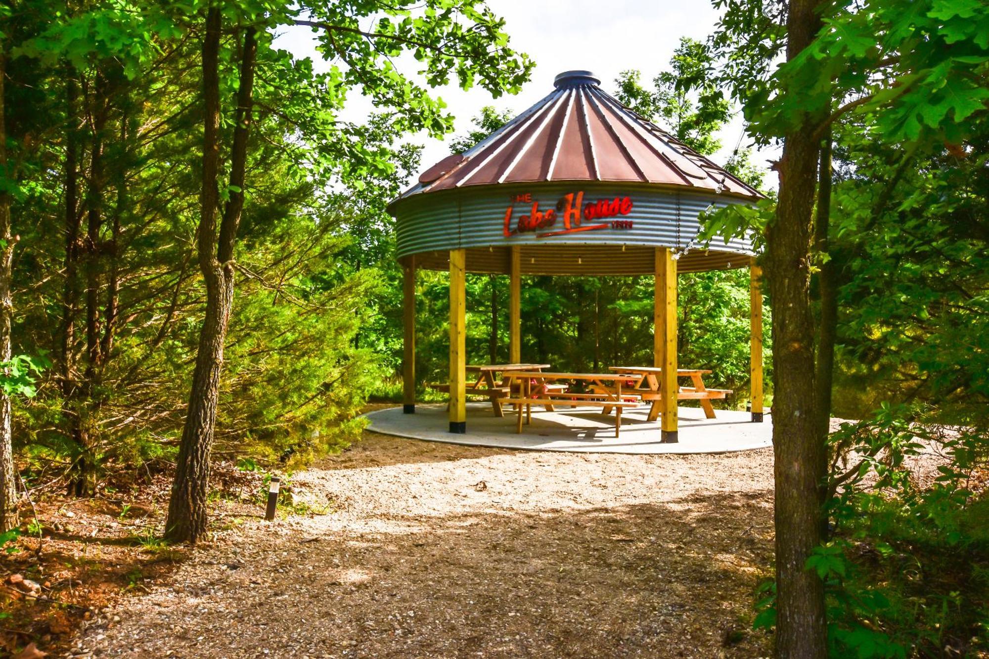 The Lake House Inn Laurie Экстерьер фото
